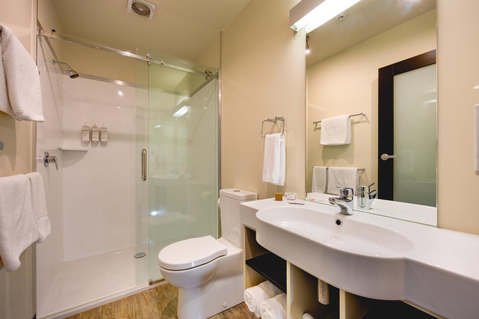 לוור האט Ava Lodge מראה חיצוני תמונה